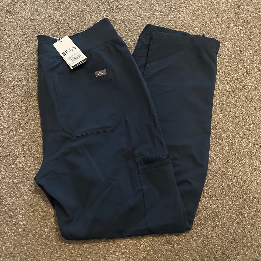 Figs scrubs